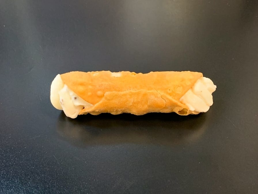Cannoli.